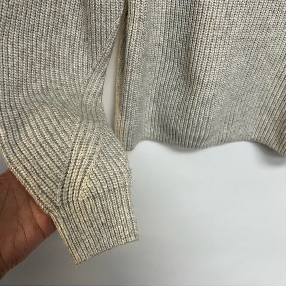 H&M Sweater Oatmeal Funnel Neck Long Sleeve Oversized Knit beige cream Size XS - Picture 4 of 8
